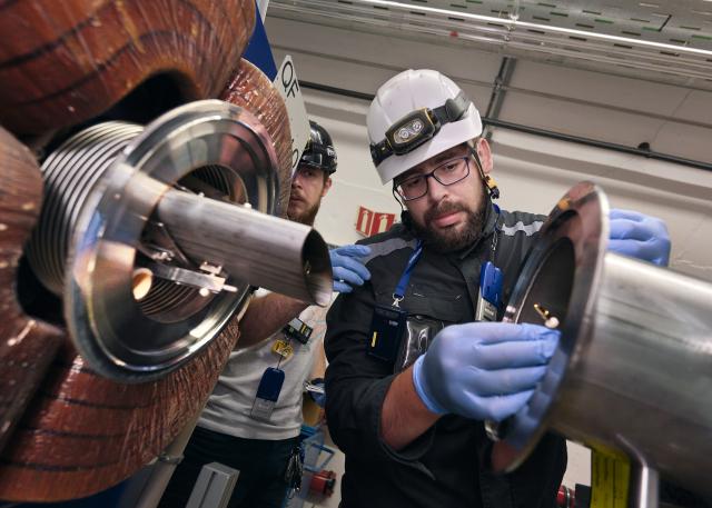 High and Ultra High Vacuum Systems